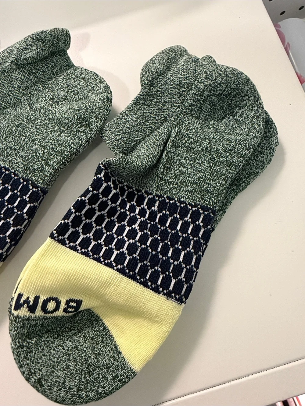 Bombas Men’s Low-Cut Athletic Socks in Green and Yellow unisex